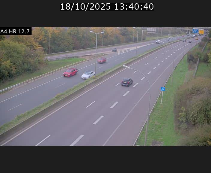<h2>Traffic live webcam Luxembourg Esch sur Alzette - A4 - BK 12.7 - direction Esch-Belval</h2>