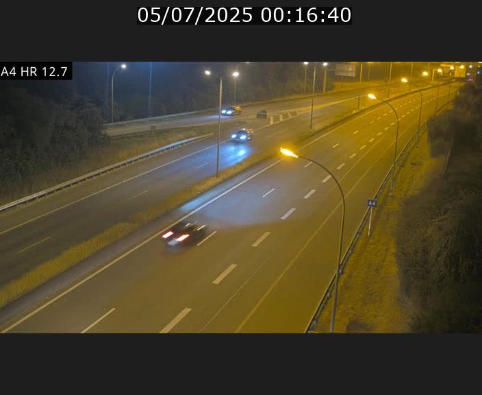 Traffic live webcam Luxembourg Esch sur Alzette - A4 - BK 12.7 - direction Esch-Belval
