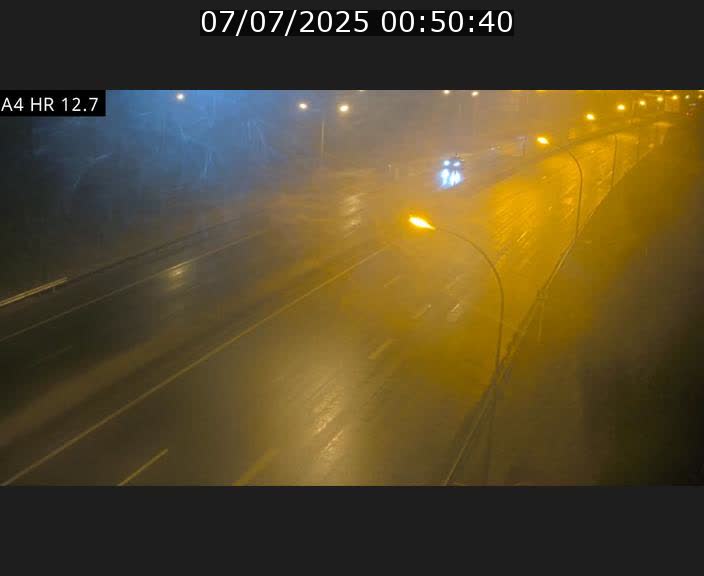 Traffic live webcam Luxembourg Esch sur Alzette - A4 - BK 12.7 - direction Esch-Belval