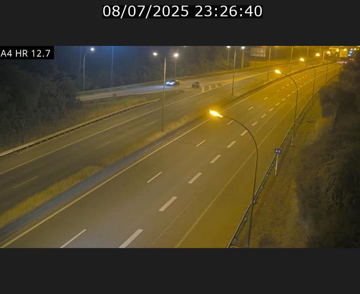 Traffic live webcam Luxembourg Esch sur Alzette - A4 - BK 12.7 - direction Esch-Belval