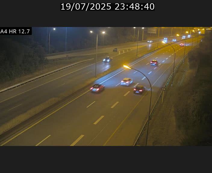Traffic live webcam Luxembourg Esch sur Alzette - A4 - BK 12.7 - direction Esch-Belval