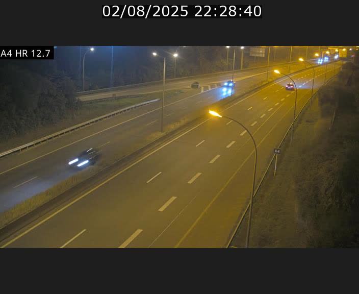 Traffic live webcam Luxembourg Esch sur Alzette - A4 - BK 12.7 - direction Esch-Belval