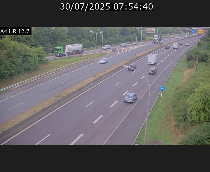 Traffic live webcam Luxembourg Esch sur Alzette - A4 - BK 12.7 - direction Esch-Belval