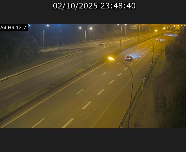 Traffic live webcam Luxembourg Esch sur Alzette - A4 - BK 12.7 - direction Esch-Belval