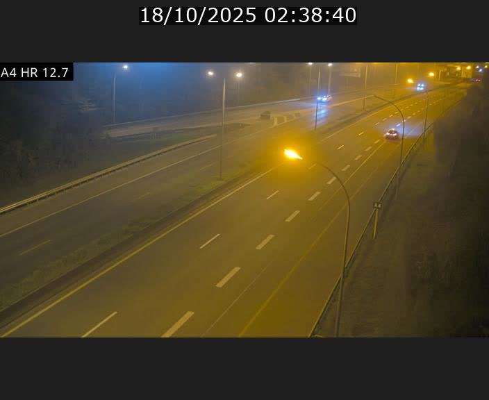 Traffic live webcam Luxembourg Esch sur Alzette - A4 - BK 12.7 - direction Esch-Belval