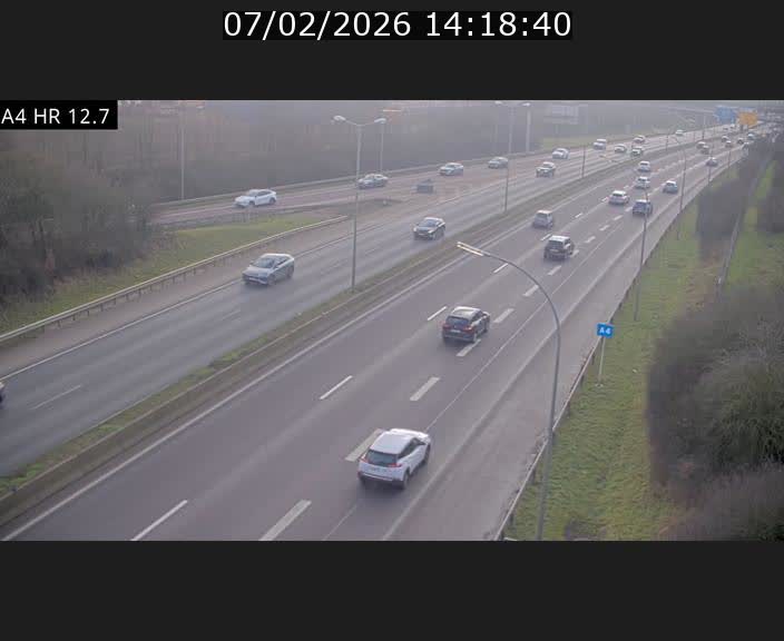 <h2>Traffic live webcam Luxembourg Esch sur Alzette - A4 - BK 12.7 - direction Esch-Belval</h2>