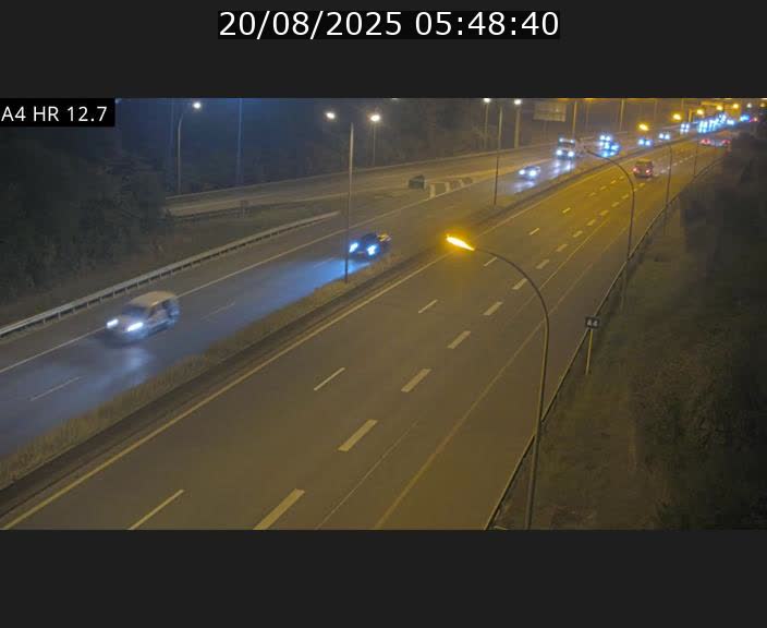 <h2>Traffic live webcam Luxembourg Esch sur Alzette - A4 - BK 12.7 - direction Esch-Belval</h2>