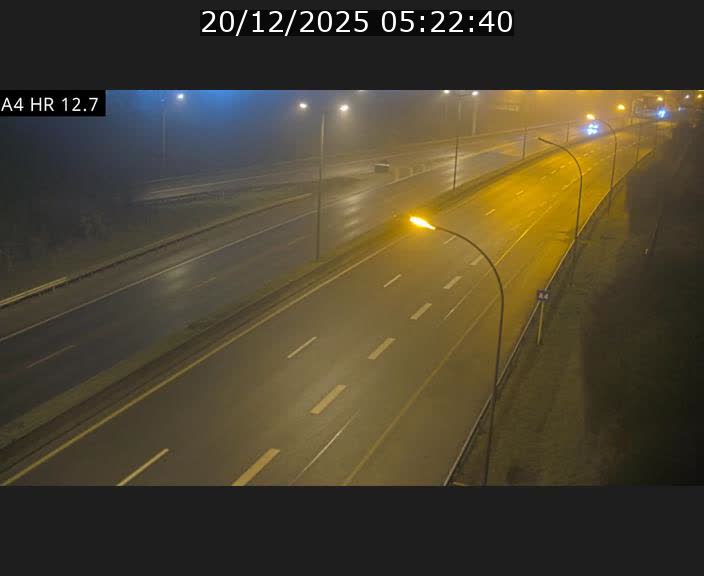 <h2>Traffic live webcam Luxembourg Esch sur Alzette - A4 - BK 12.7 - direction Esch-Belval</h2>