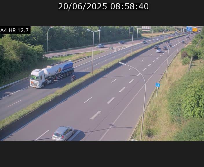 <h2>Traffic live webcam Luxembourg Esch sur Alzette - A4 - BK 12.7 - direction Esch-Belval</h2>