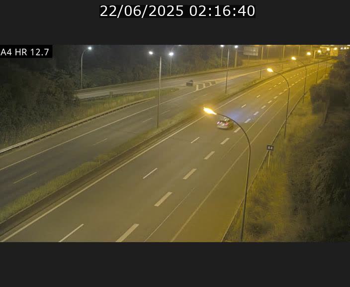 <h2>Traffic live webcam Luxembourg Esch sur Alzette - A4 - BK 12.7 - direction Esch-Belval</h2>