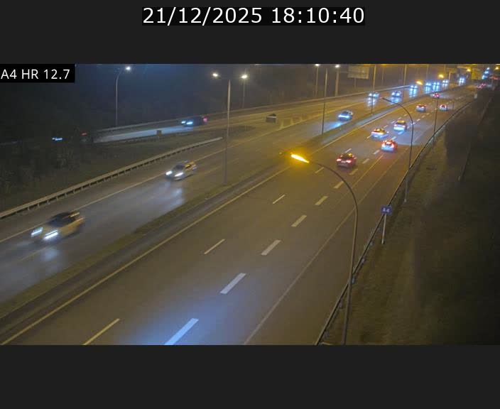 <h2>Traffic live webcam Luxembourg Esch sur Alzette - A4 - BK 12.7 - direction Esch-Belval</h2>