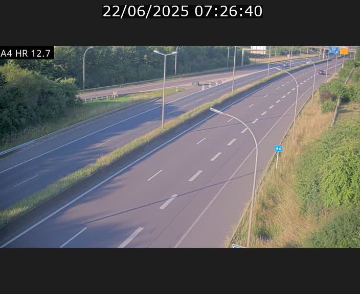 <h2>Traffic live webcam Luxembourg Esch sur Alzette - A4 - BK 12.7 - direction Esch-Belval</h2>