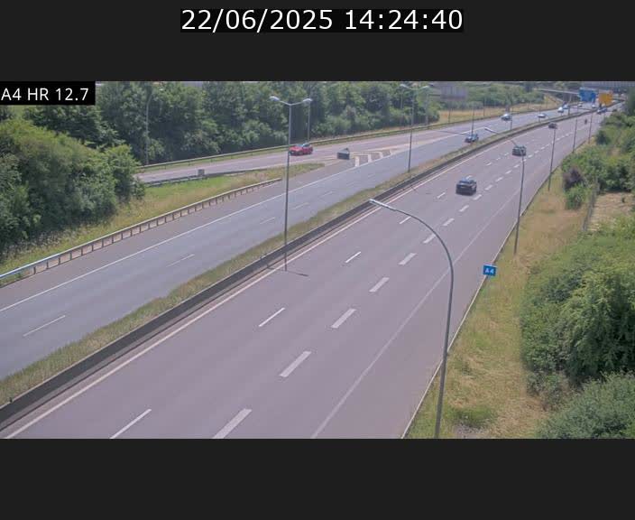 <h2>Traffic live webcam Luxembourg Esch sur Alzette - A4 - BK 12.7 - direction Esch-Belval</h2>