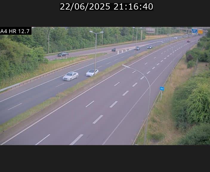 <h2>Traffic live webcam Luxembourg Esch sur Alzette - A4 - BK 12.7 - direction Esch-Belval</h2>