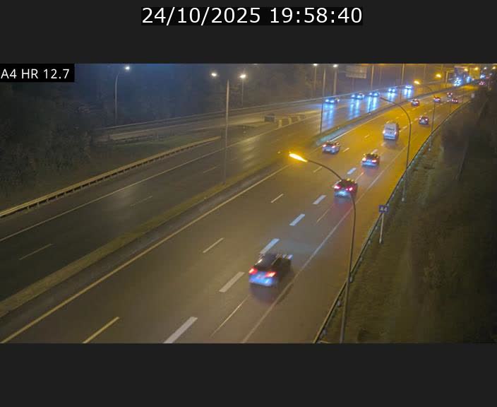 <h2>Traffic live webcam Luxembourg Esch sur Alzette - A4 - BK 12.7 - direction Esch-Belval</h2>