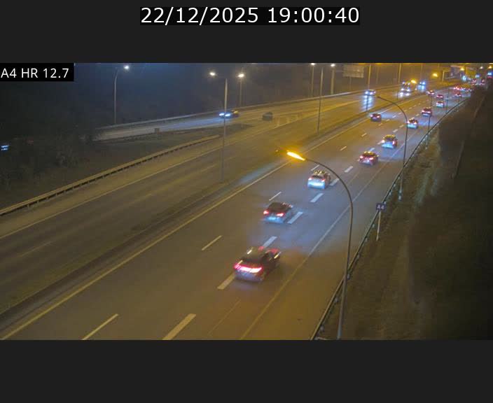 <h2>Traffic live webcam Luxembourg Esch sur Alzette - A4 - BK 12.7 - direction Esch-Belval</h2>