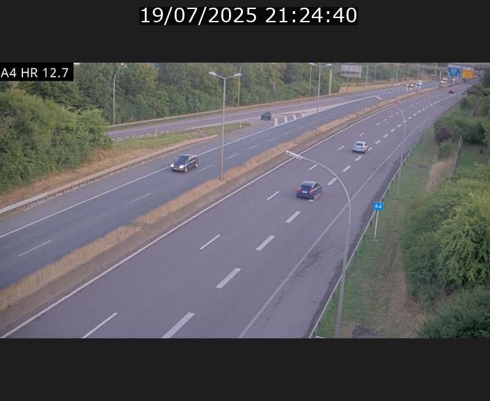 <h2>Traffic live webcam Luxembourg Esch sur Alzette - A4 - BK 12.7 - direction Esch-Belval</h2>