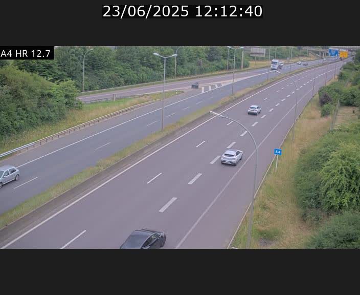 <h2>Traffic live webcam Luxembourg Esch sur Alzette - A4 - BK 12.7 - direction Esch-Belval</h2>