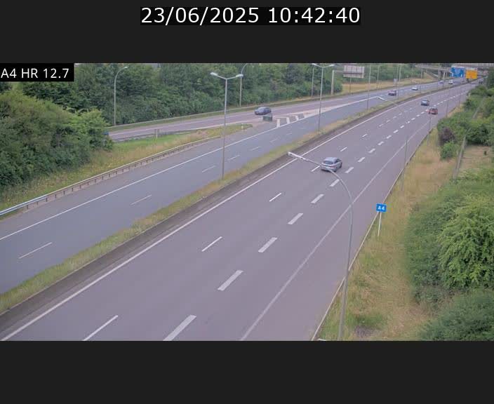 <h2>Traffic live webcam Luxembourg Esch sur Alzette - A4 - BK 12.7 - direction Esch-Belval</h2>