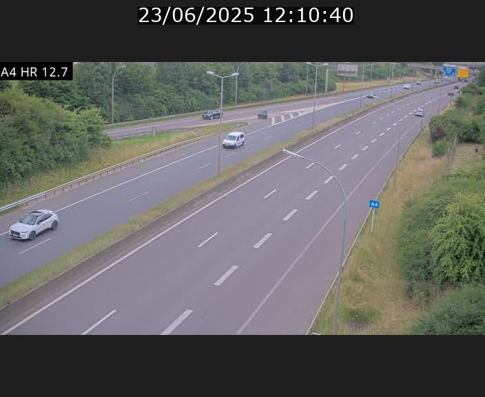 <h2>Traffic live webcam Luxembourg Esch sur Alzette - A4 - BK 12.7 - direction Esch-Belval</h2>