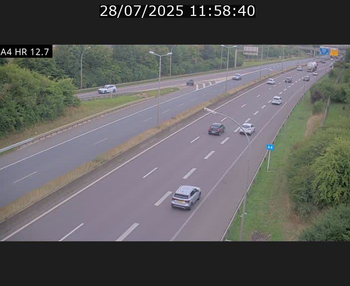 <h2>Traffic live webcam Luxembourg Esch sur Alzette - A4 - BK 12.7 - direction Esch-Belval</h2>
