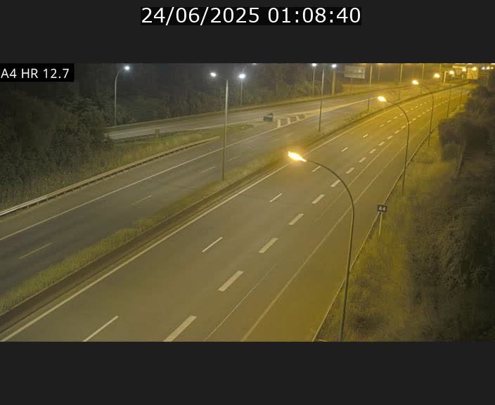 <h2>Traffic live webcam Luxembourg Esch sur Alzette - A4 - BK 12.7 - direction Esch-Belval</h2>