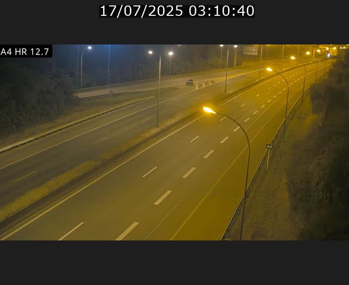 <h2>Traffic live webcam Luxembourg Esch sur Alzette - A4 - BK 12.7 - direction Esch-Belval</h2>