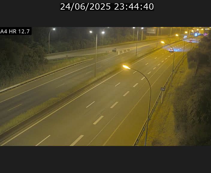 <h2>Traffic live webcam Luxembourg Esch sur Alzette - A4 - BK 12.7 - direction Esch-Belval</h2>