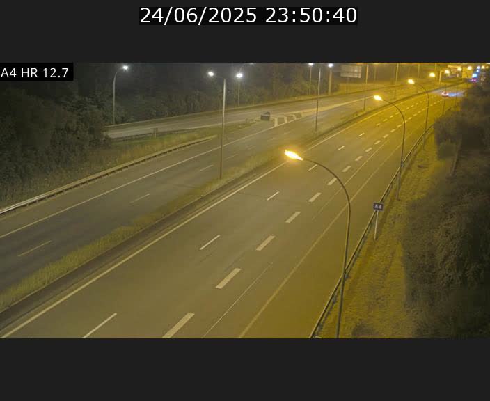 <h2>Traffic live webcam Luxembourg Esch sur Alzette - A4 - BK 12.7 - direction Esch-Belval</h2>