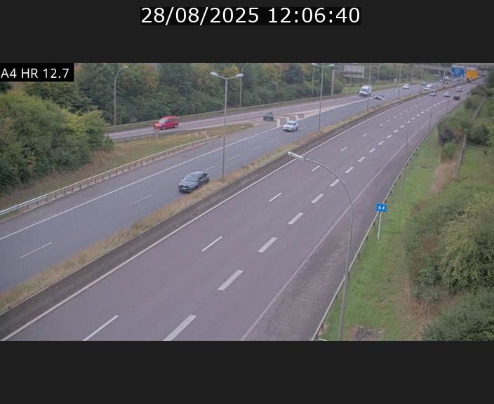 <h2>Traffic live webcam Luxembourg Esch sur Alzette - A4 - BK 12.7 - direction Esch-Belval</h2>