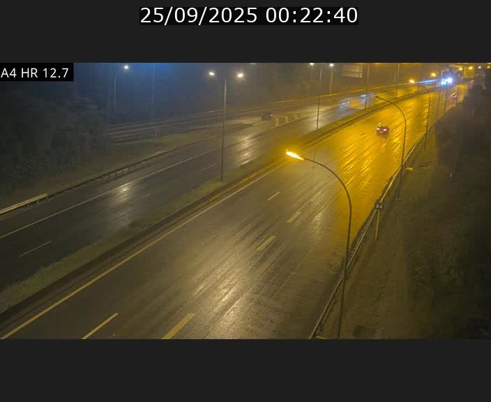 <h2>Traffic live webcam Luxembourg Esch sur Alzette - A4 - BK 12.7 - direction Esch-Belval</h2>