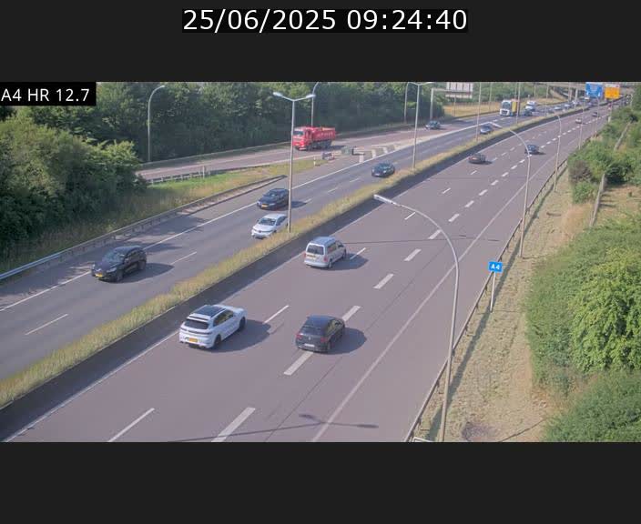<h2>Traffic live webcam Luxembourg Esch sur Alzette - A4 - BK 12.7 - direction Esch-Belval</h2>