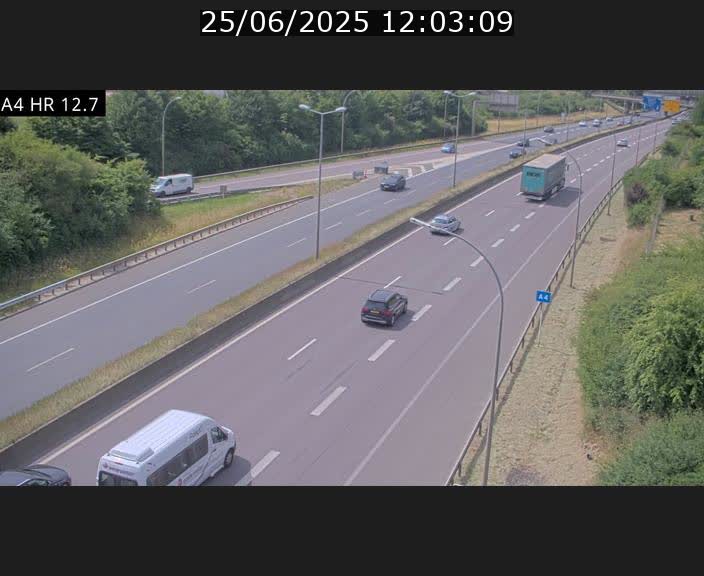 <h2>Traffic live webcam Luxembourg Esch sur Alzette - A4 - BK 12.7 - direction Esch-Belval</h2>