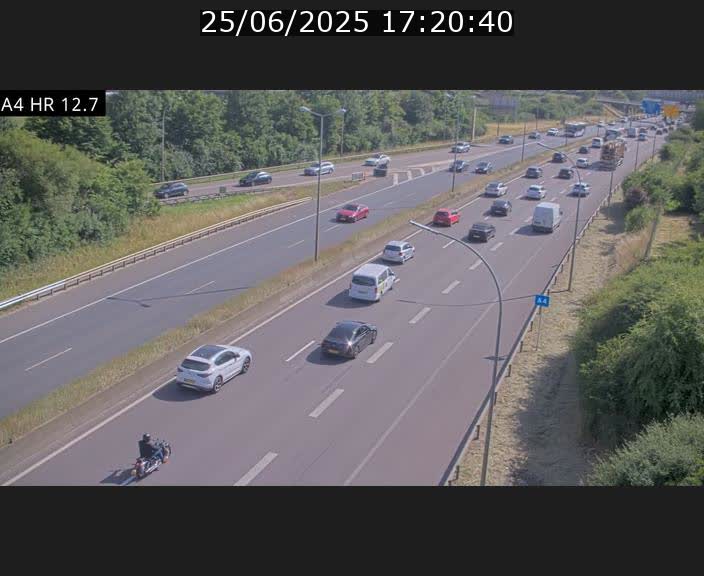 <h2>Traffic live webcam Luxembourg Esch sur Alzette - A4 - BK 12.7 - direction Esch-Belval</h2>