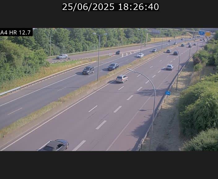 <h2>Traffic live webcam Luxembourg Esch sur Alzette - A4 - BK 12.7 - direction Esch-Belval</h2>