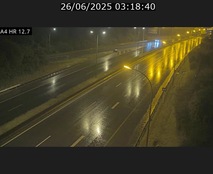 <h2>Traffic live webcam Luxembourg Esch sur Alzette - A4 - BK 12.7 - direction Esch-Belval</h2>