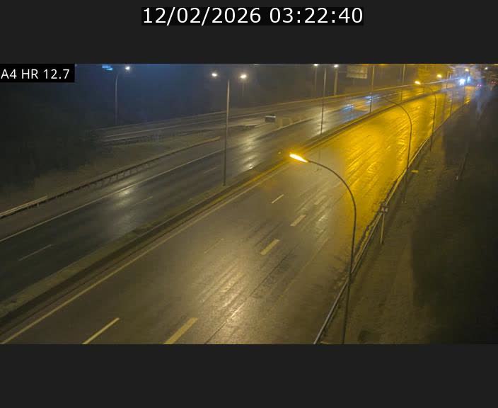 <h2>Traffic live webcam Luxembourg Esch sur Alzette - A4 - BK 12.7 - direction Esch-Belval</h2>