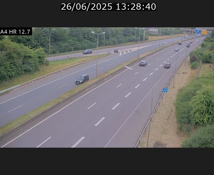 <h2>Traffic live webcam Luxembourg Esch sur Alzette - A4 - BK 12.7 - direction Esch-Belval</h2>
