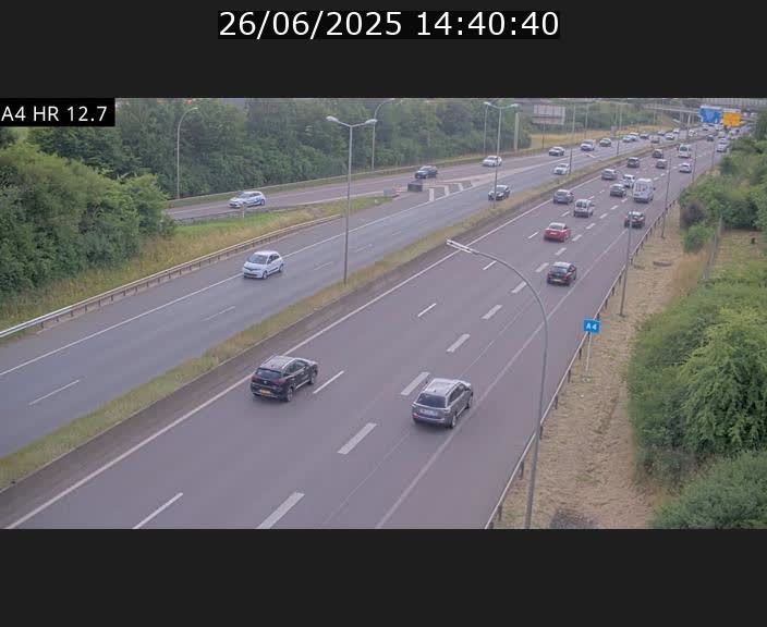 <h2>Traffic live webcam Luxembourg Esch sur Alzette - A4 - BK 12.7 - direction Esch-Belval</h2>