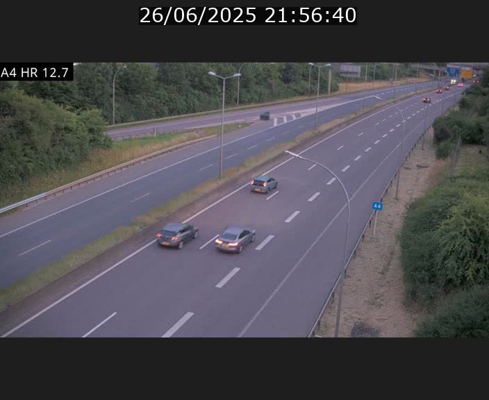 <h2>Traffic live webcam Luxembourg Esch sur Alzette - A4 - BK 12.7 - direction Esch-Belval</h2>