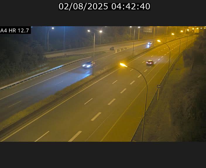 <h2>Traffic live webcam Luxembourg Esch sur Alzette - A4 - BK 12.7 - direction Esch-Belval</h2>