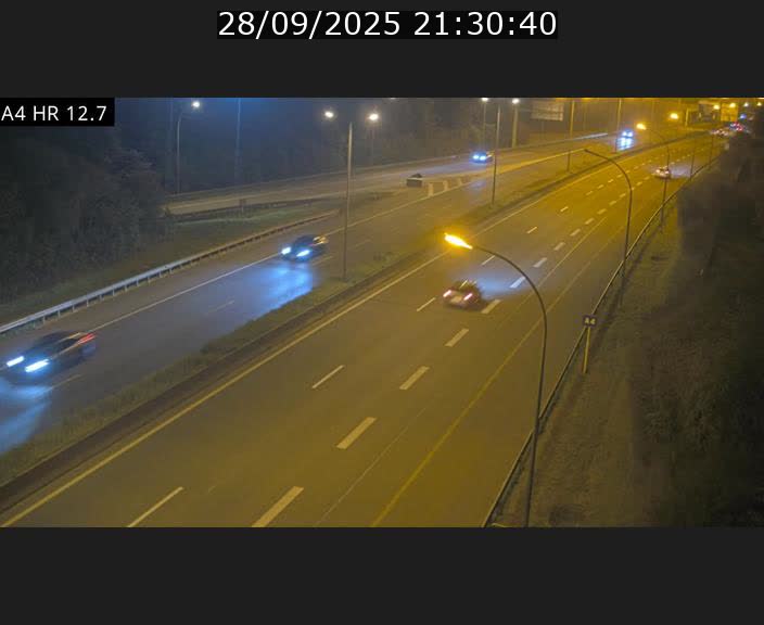 <h2>Traffic live webcam Luxembourg Esch sur Alzette - A4 - BK 12.7 - direction Esch-Belval</h2>