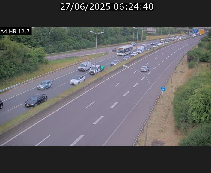 <h2>Traffic live webcam Luxembourg Esch sur Alzette - A4 - BK 12.7 - direction Esch-Belval</h2>