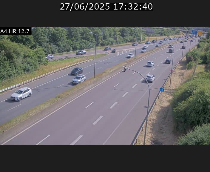 <h2>Traffic live webcam Luxembourg Esch sur Alzette - A4 - BK 12.7 - direction Esch-Belval</h2>