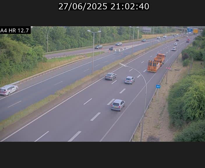 <h2>Traffic live webcam Luxembourg Esch sur Alzette - A4 - BK 12.7 - direction Esch-Belval</h2>
