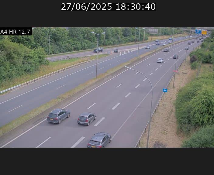<h2>Traffic live webcam Luxembourg Esch sur Alzette - A4 - BK 12.7 - direction Esch-Belval</h2>