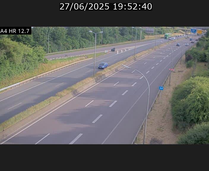 <h2>Traffic live webcam Luxembourg Esch sur Alzette - A4 - BK 12.7 - direction Esch-Belval</h2>