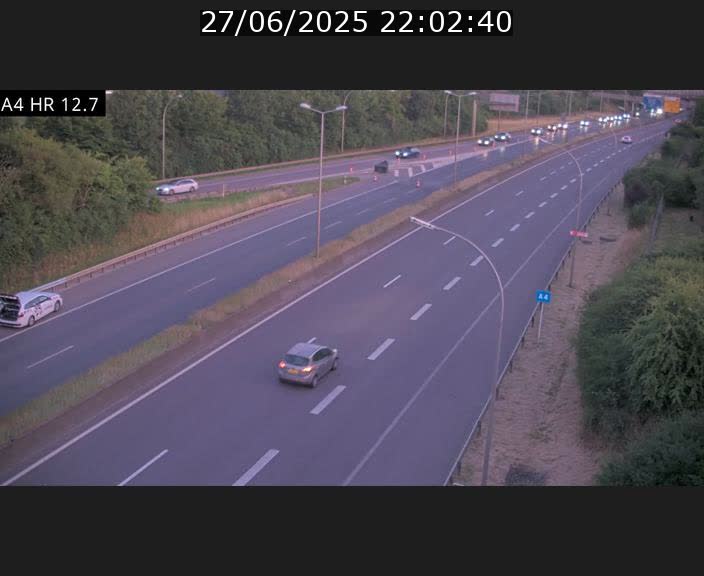 <h2>Traffic live webcam Luxembourg Esch sur Alzette - A4 - BK 12.7 - direction Esch-Belval</h2>