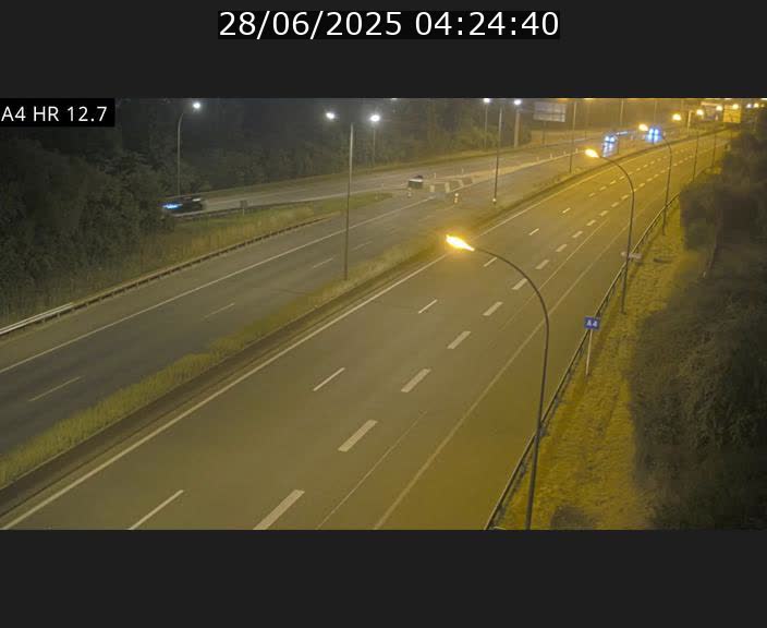 <h2>Traffic live webcam Luxembourg Esch sur Alzette - A4 - BK 12.7 - direction Esch-Belval</h2>
