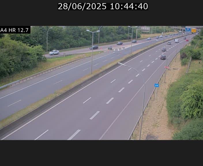 <h2>Traffic live webcam Luxembourg Esch sur Alzette - A4 - BK 12.7 - direction Esch-Belval</h2>